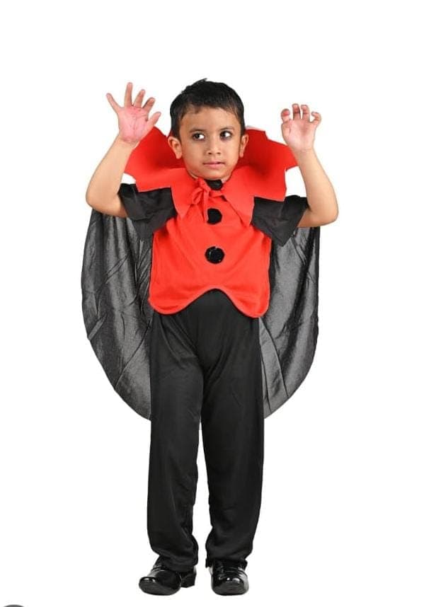 Dracula dress image 3